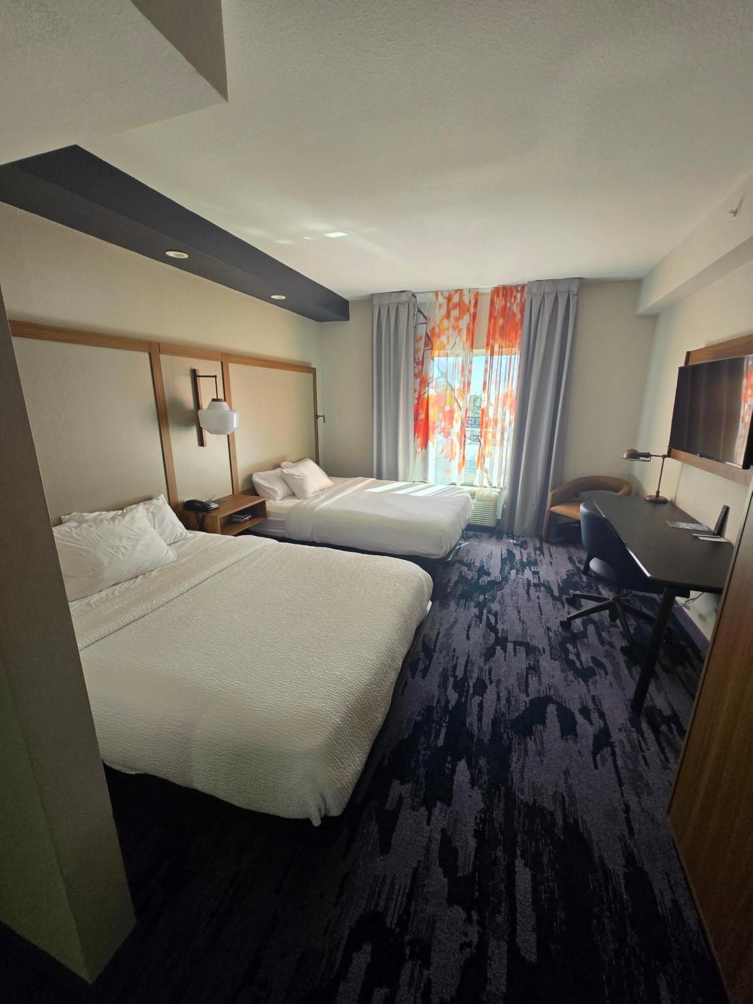 Fairfield Inn And Suites Cleveland Bagian luar foto