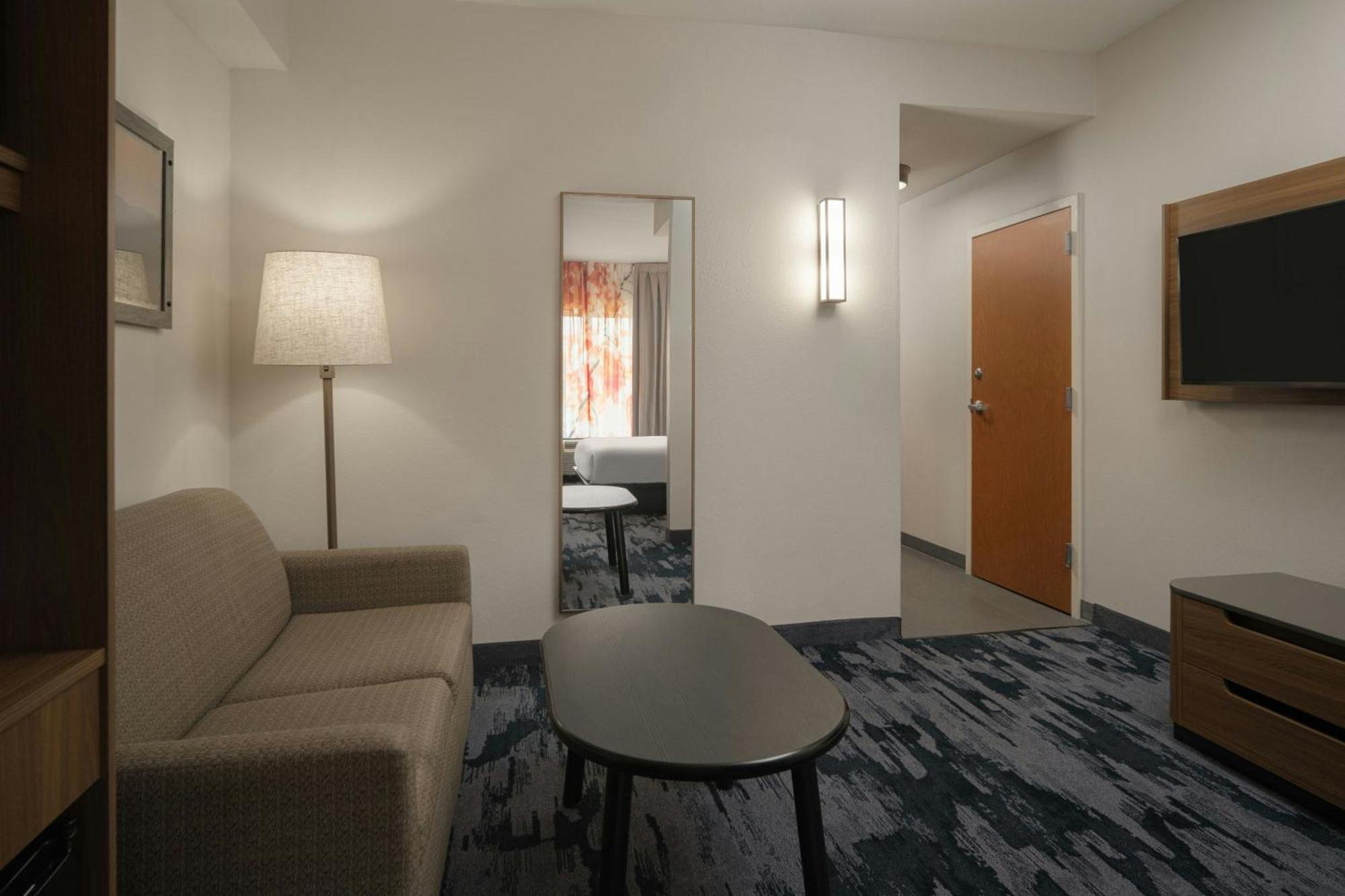 Fairfield Inn And Suites Cleveland Bagian luar foto