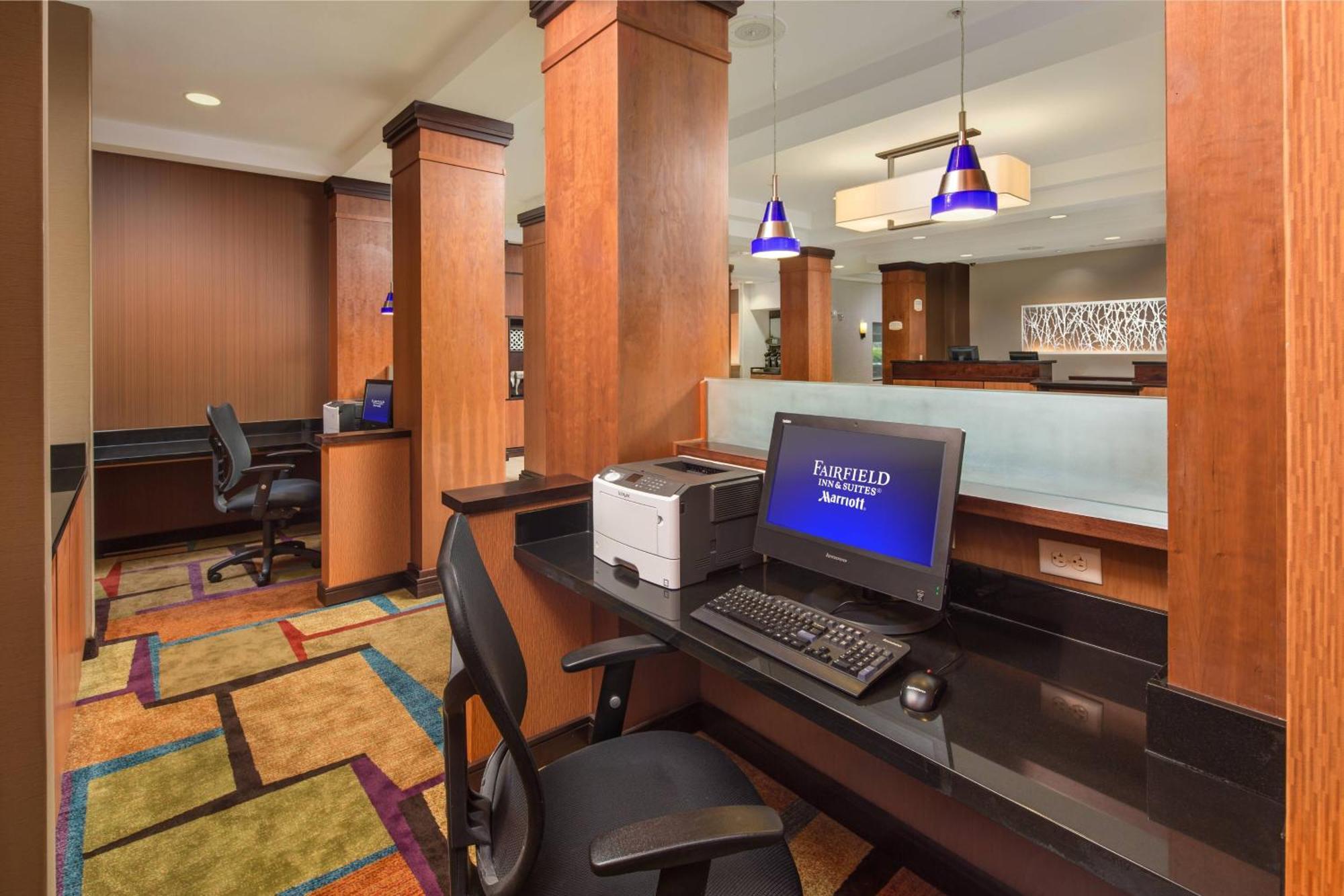 Fairfield Inn And Suites Cleveland Bagian luar foto