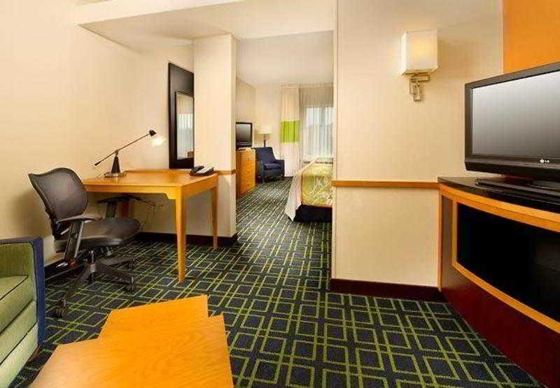 Fairfield Inn And Suites Cleveland Ruang foto